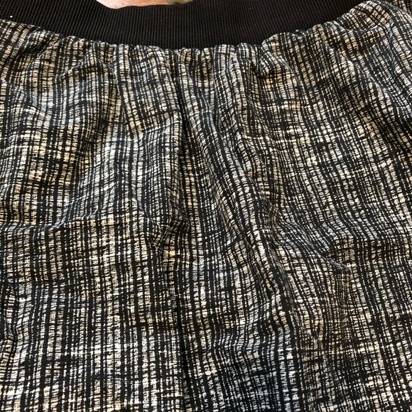 GAP skirt wth pockets. - Picture 2 of 8